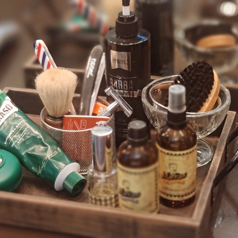Art Hair Dimitra | &Kappa;&omicron;&mu;&mu;&omega;&tau;ή&rho;&iota;&omicron; & Barber &Kappa;&alpha;&lambda;&alpha;&mu;ά&tau;&alpha;