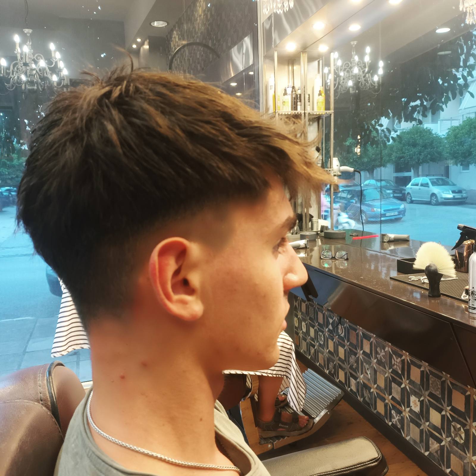 Art Hair Dimitra | &Kappa;&omicron;&mu;&mu;&omega;&tau;ή&rho;&iota;&omicron; & Barber &Kappa;&alpha;&lambda;&alpha;&mu;ά&tau;&alpha;